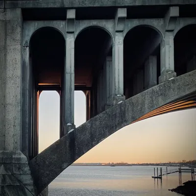 8 Arches